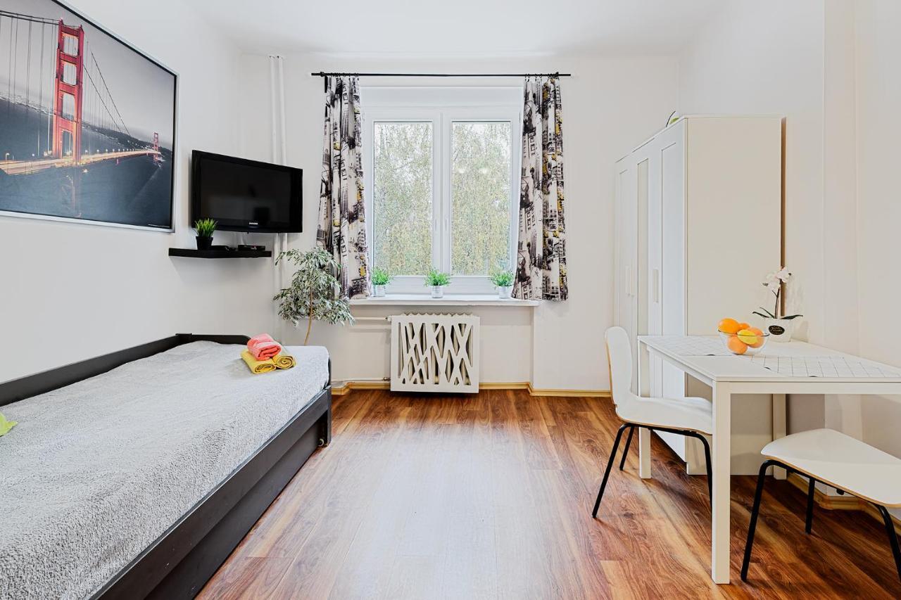 Delux1 Apartment Lodź Bagian luar foto